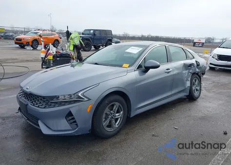 2021 Kia K5 Lxs из США, поврежденный, VIN 5XXG14J22MG020614